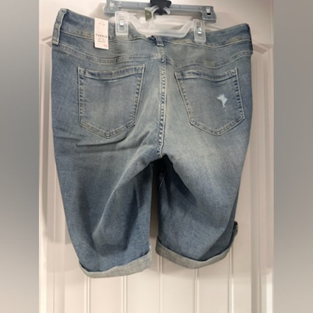 Torrid Stretch Demin Short NWT